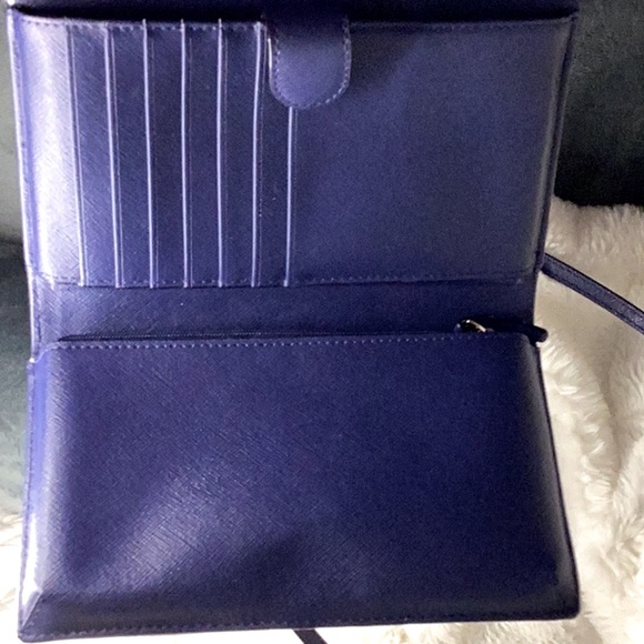 ⭐️ Make Me An Offer ⭐️ Kate Spade Wallet/Crossbody. - Picture 6 of 11